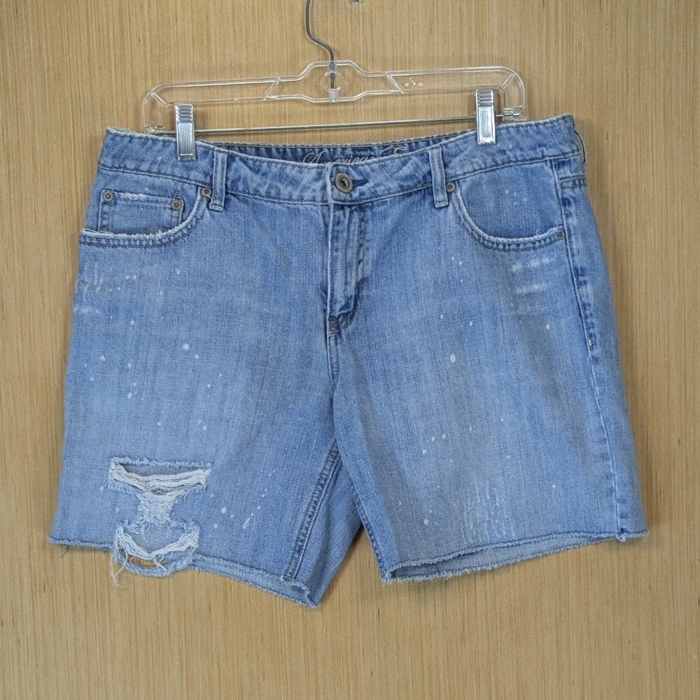 American Eagle Grunge Light Wash Distressed Paint Splatter Denim Cutoff Short 12